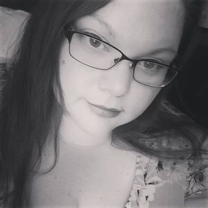 Meet your Posher, Tonnia